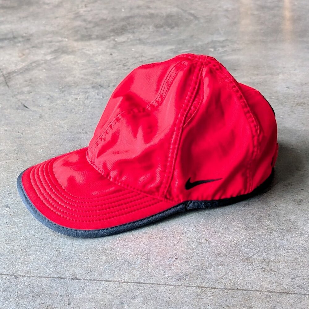 Nike Dri-Fit Featherlight Red Athletic Running Hat one size unisex